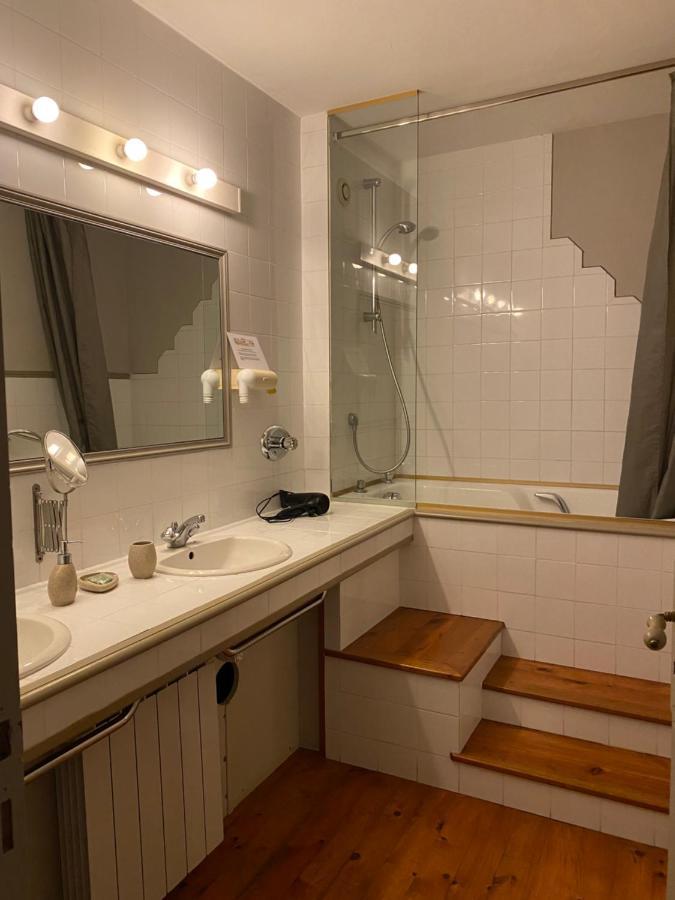 La Forge Bed & Breakfast รุสเทรล ภายนอก รูปภาพ